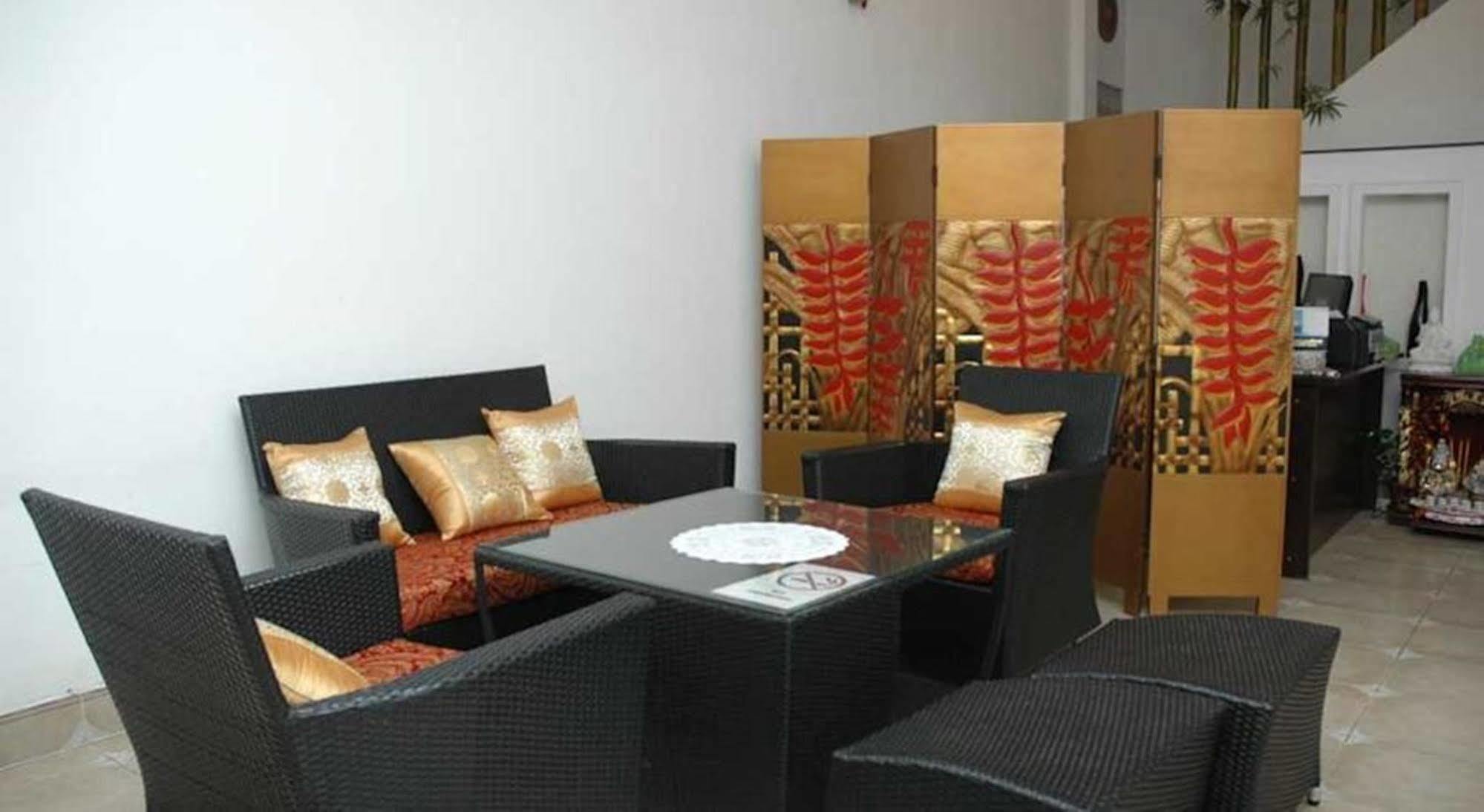 Banana Leaf Hotel Хошимин Екстериор снимка